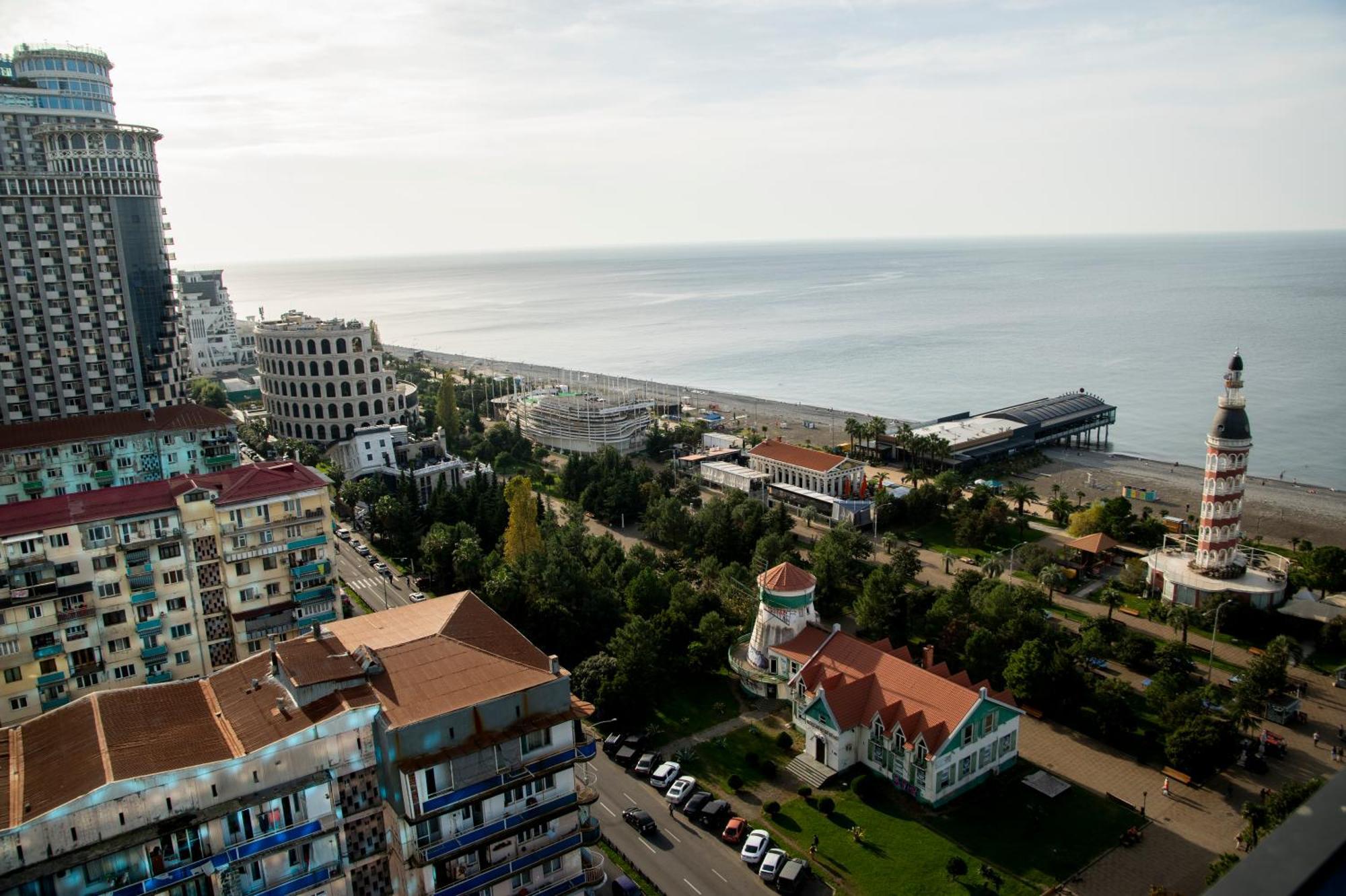 Spend Your Time In Orbi City Батуми Экстерьер фото